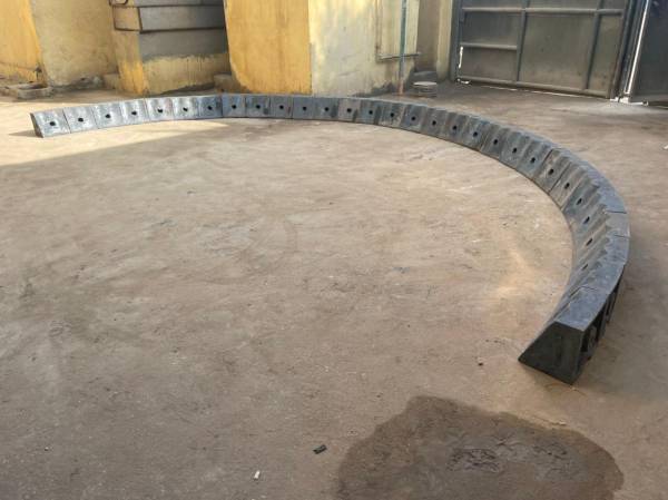 CEMENT AND RAW MILL LINERS